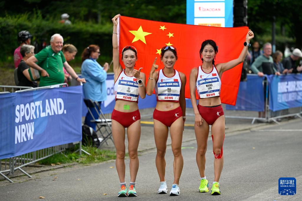女子半程马, 秀针, 在德国波鸿
