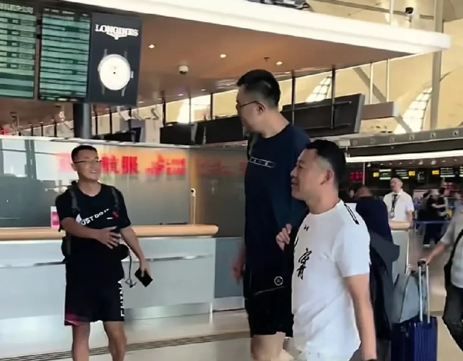 大韩依然是, 继续驰援杨, 决定