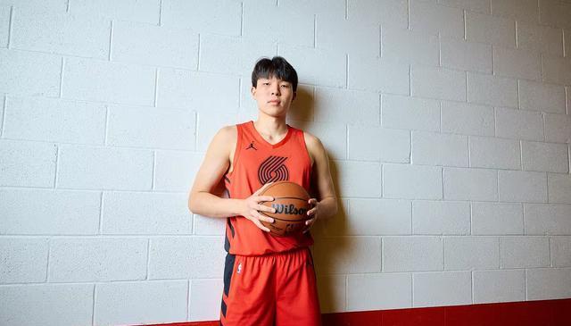 深圳特区报, 表现得密不, 却凭借极致