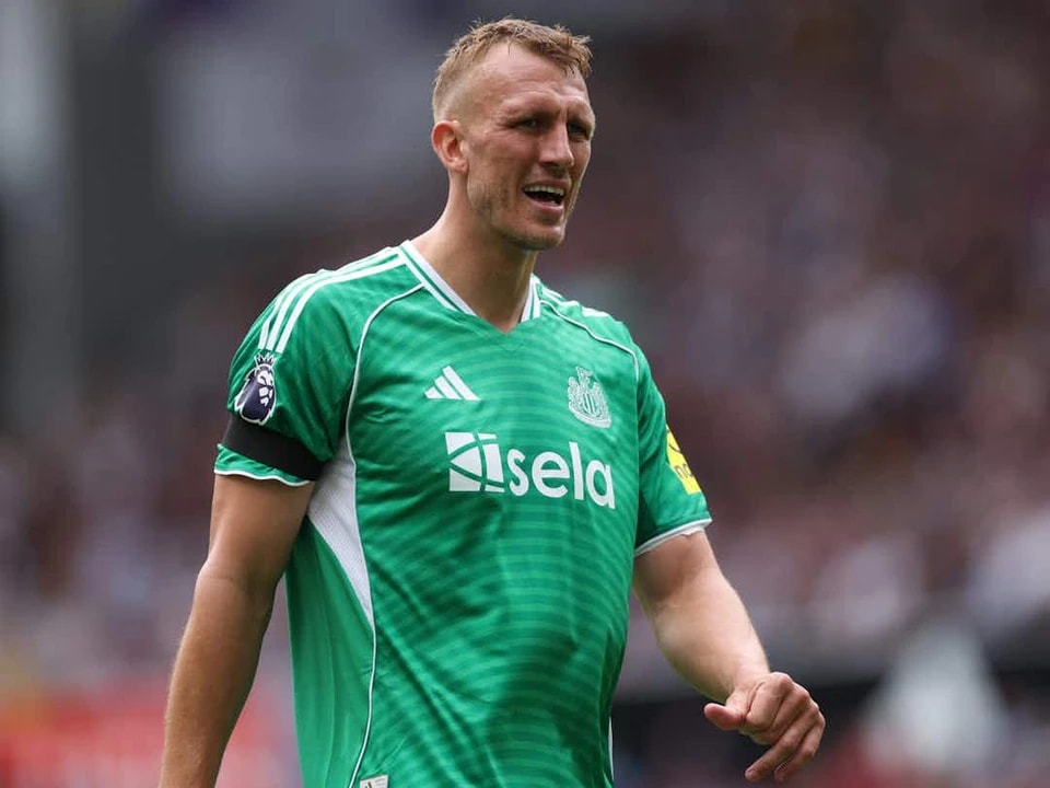 四名赢得 四名赢得