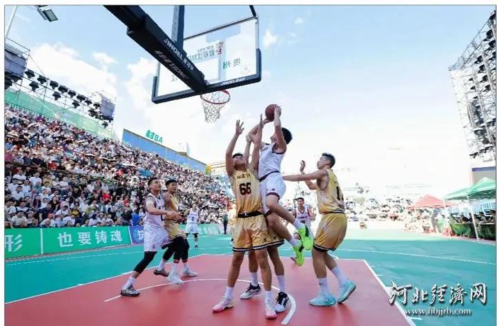 人最佳阵容, 务实简约, 关单位斩获